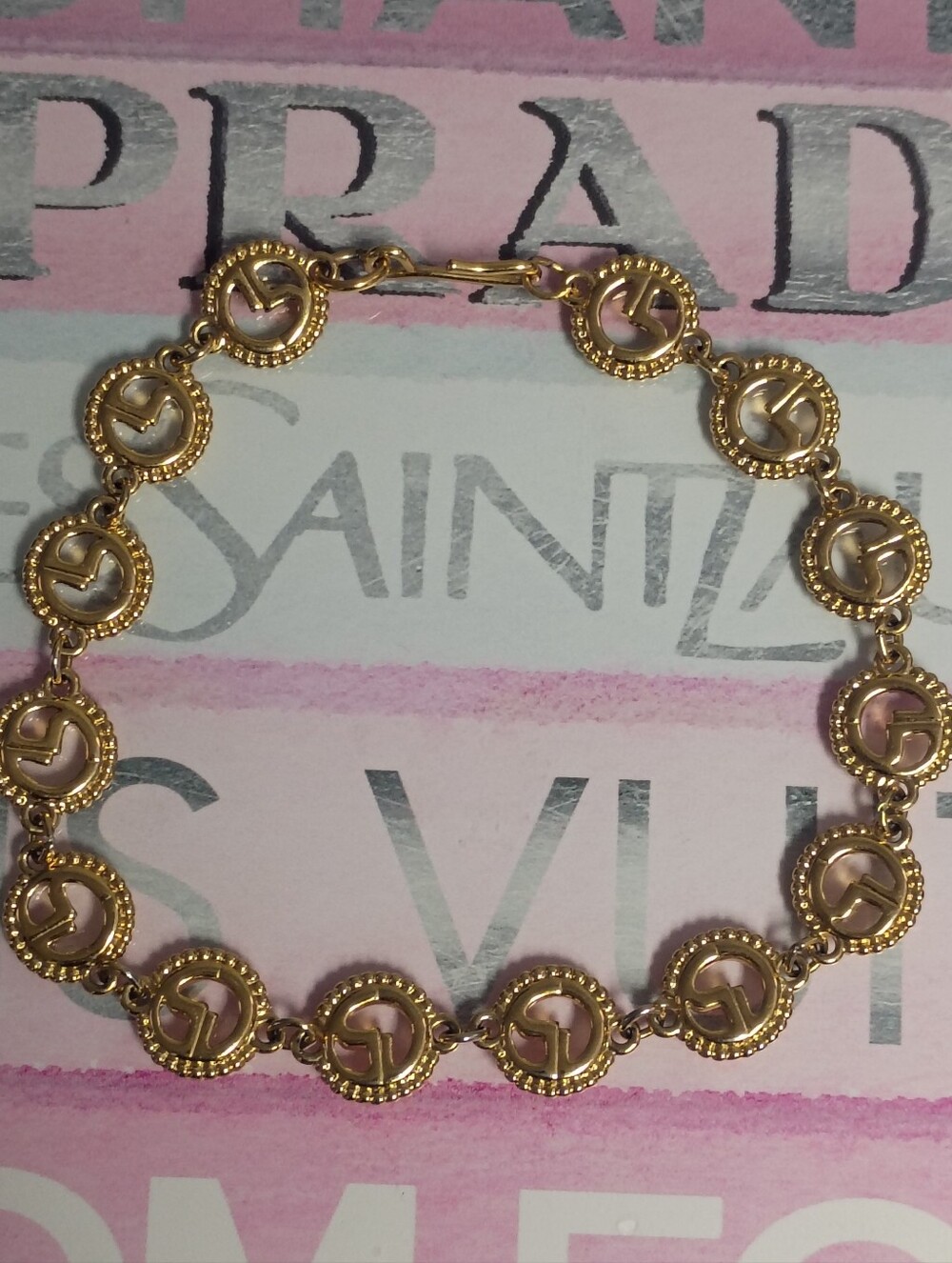❤️Rare St JOHN Couture Gold Tone 14 Link SJ Logo Bracelet 9"